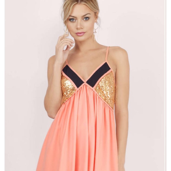 Tobi Coral Sequined Dress - Picture 3 of 4
